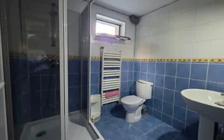 VILĂ SPAȚIOASĂ ÎN TĂTĂRAȘI | 450 MP | CURTE 400 MP - Poză 17
