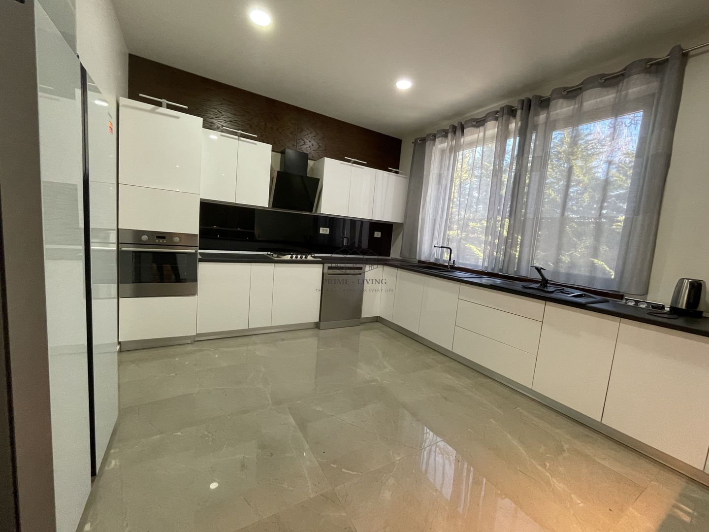 VILA CU 5 CAMERE LA INCHIRIERE LANGA BRITISH SCHOOL - Poză 22