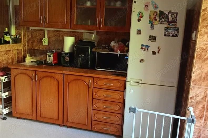 Apartament 3 camere Soarelui etaj 2 - Poză 1