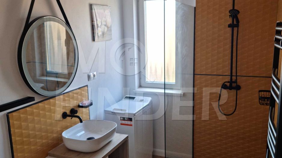 Prima inchiriere - Apartament 3 camere 80 mp zona Centrala - Poză 7
