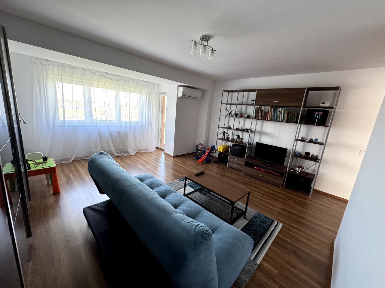 Apartament 2 camera - zona Pipera - Poză 1