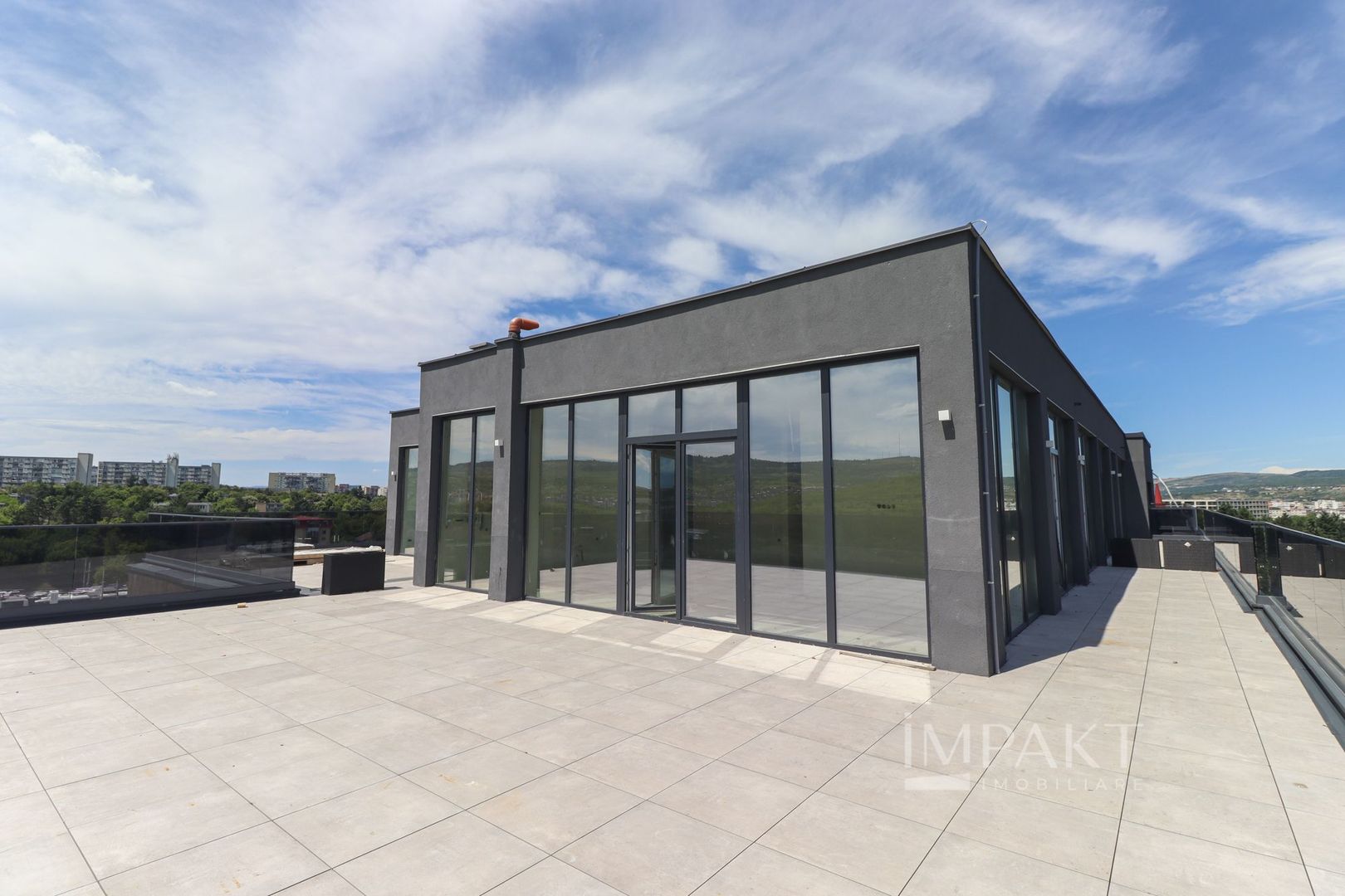 Penthouse de exceptie cu terasa panoramica de 104 m2  in Sopor ! - Poză 2