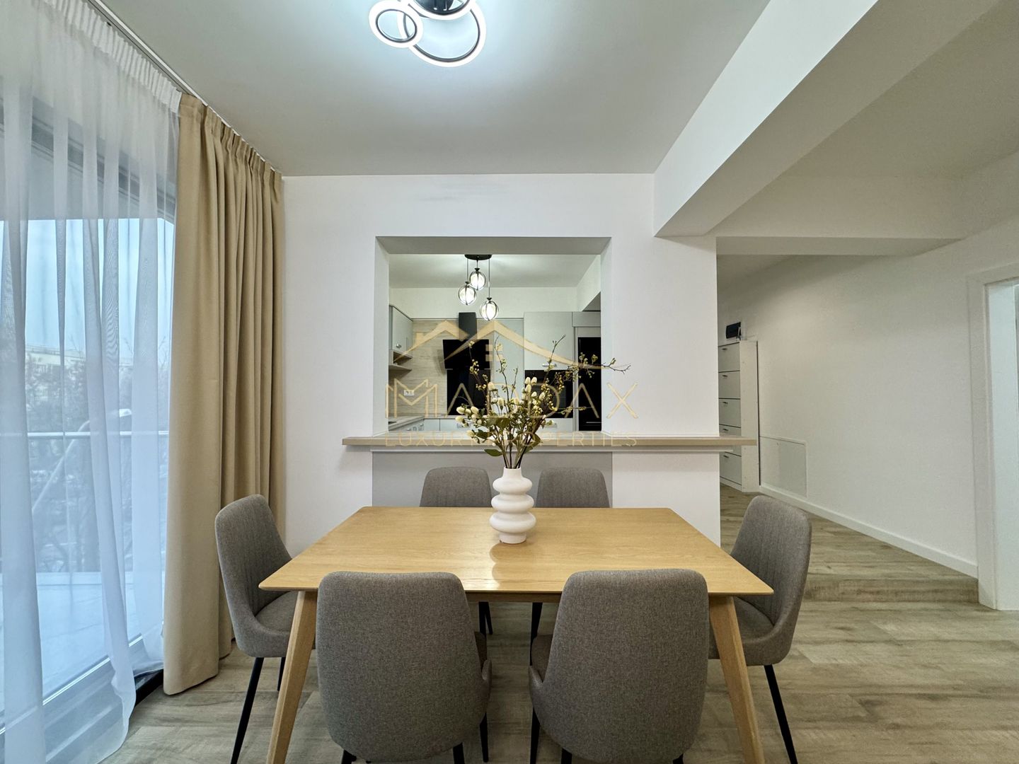 Apartament cu 3 camere *prima inchirere* // zona Herastrau - Poză 10