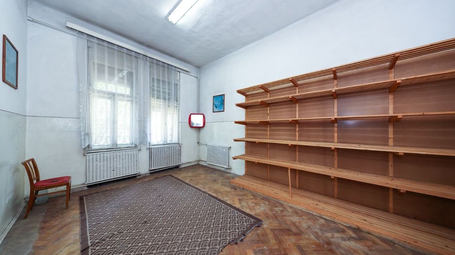 Casă spațioasă în centrul orașului Sfântu Gheorghe | Teren 1300 mp - Poză 16
