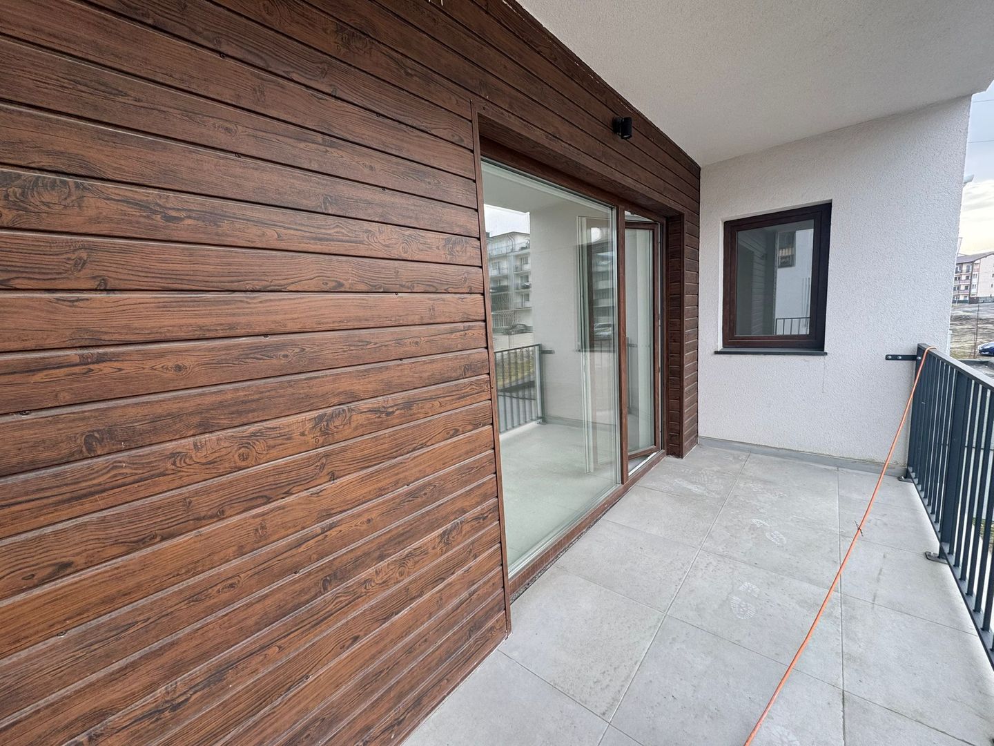 Apartament 2 camere  TURNISOR, etj 1 - Poză 2