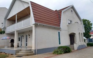 Casa deosebita de vanzare - Poză 2