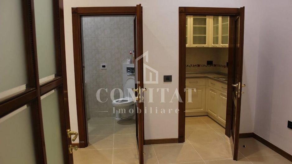 Oportunitate! Apartament 3 camere | Zona Ultracentrală - Poză 10