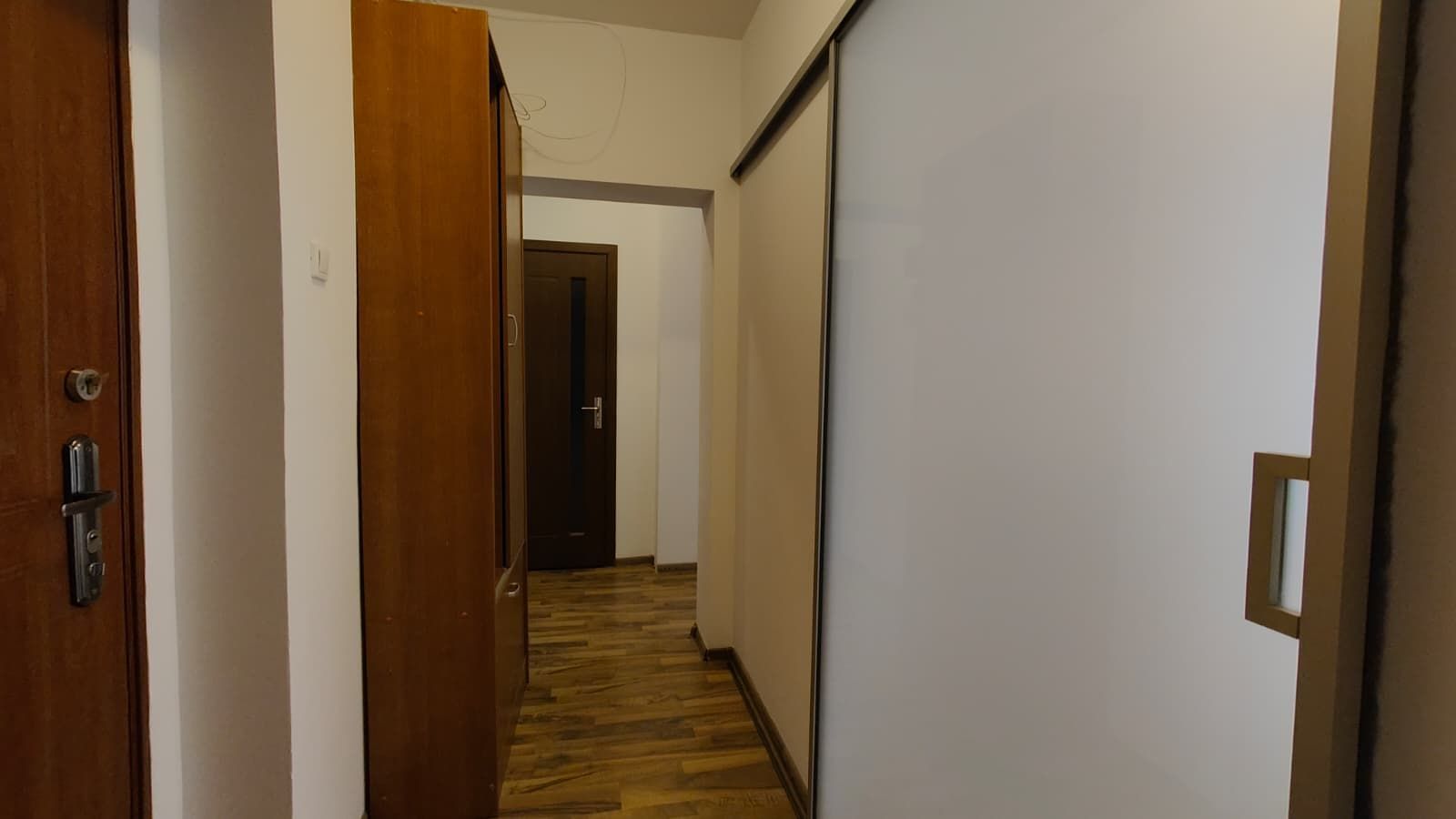 Floreasca – 2 camere decomandat, centrală proprie, balcon - Poză 18