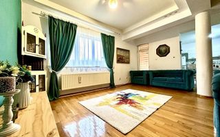 Casa la intrare în Ghiroda - Poză 1