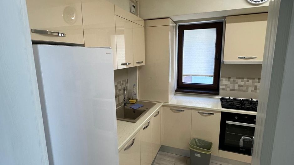 Apartament Finalizat,suprafata generoasa,loc de parcare,in fata statie STB. - Poză 7