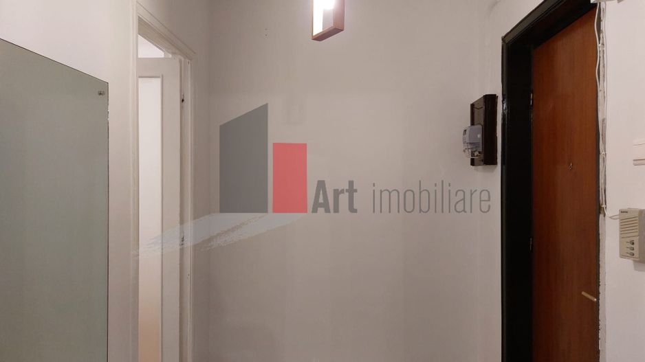 Apartamentul "REHEGUA" , P-ta Rosetti, bloc stradal, renovat complet - Poză 13