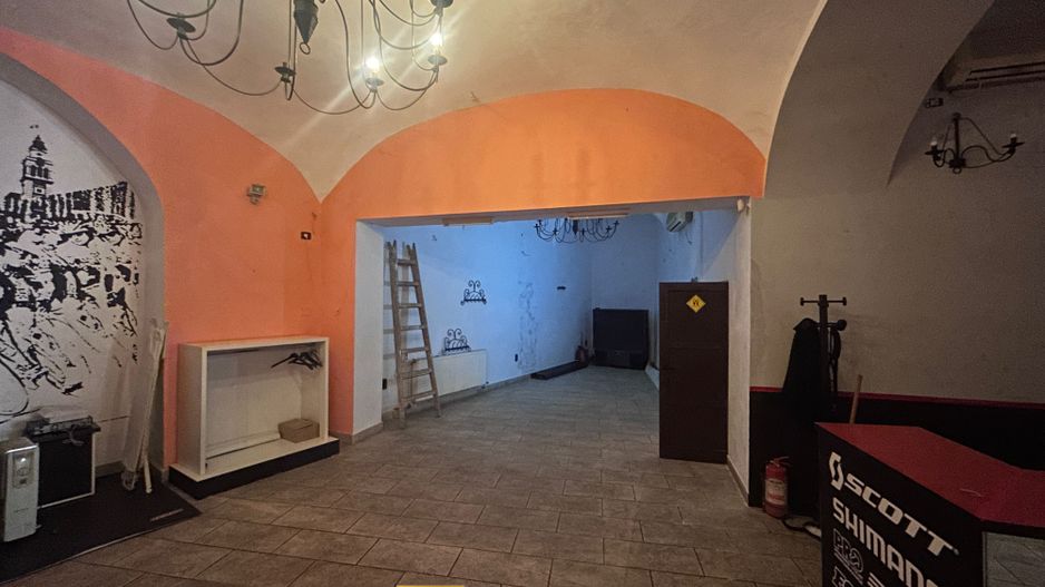 Spatiu comercial de vanzare zona Bou Rosu - Poză 7