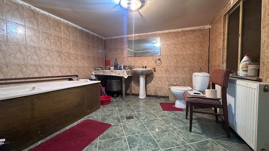 Casă cu poveste în Viforâta, Dâmbovița, aproape de Târgoviște - Poză 10