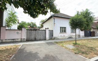 Casă Centrală 6 incăperi Str. Iuliu Maniu - Carei - Comision 0% - Poză 1