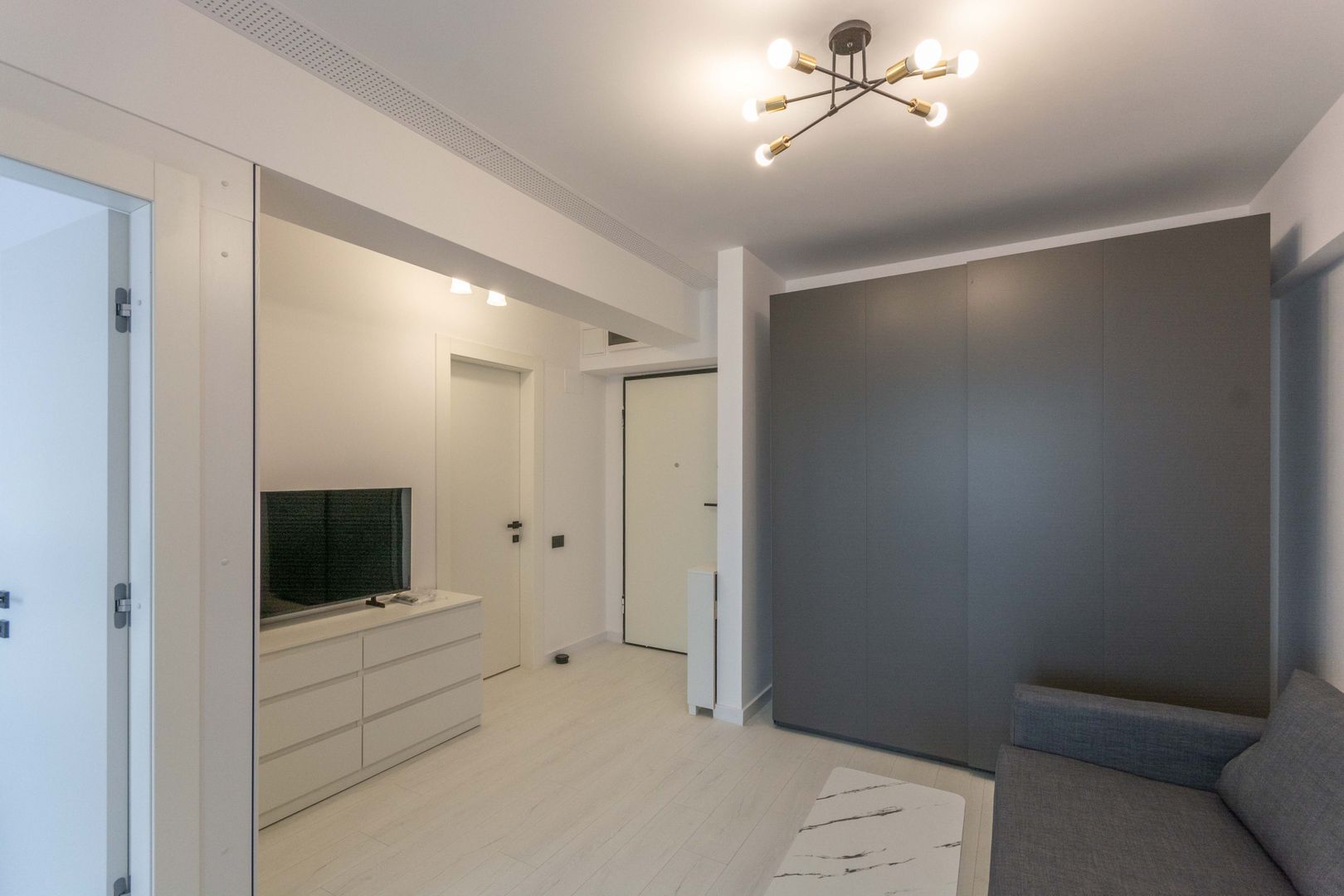 Titan | Gura Calitei | Astorium Life, Garsoniera premium, loc parcare - Poză 3