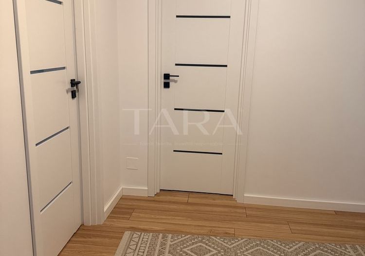 Apartament 2 camere decomandate, zona Vivo - Poză 2