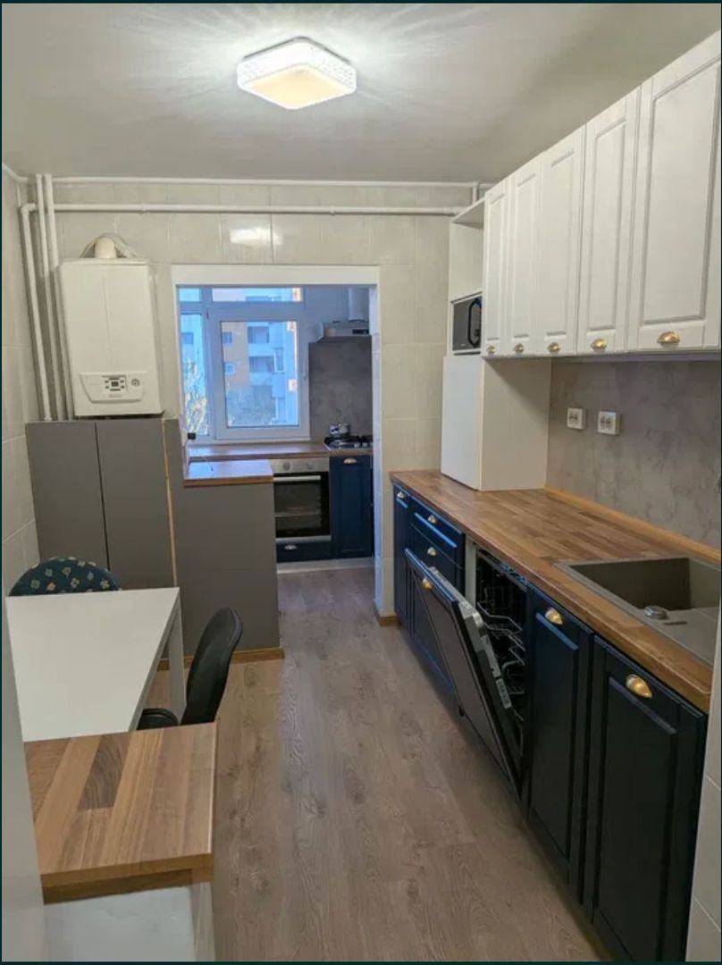 AP. 3 CAMERE - RAHOVA, CENTRALA, PARCARE INCLUSA, MASINA SPALAT VASE - Poză 1