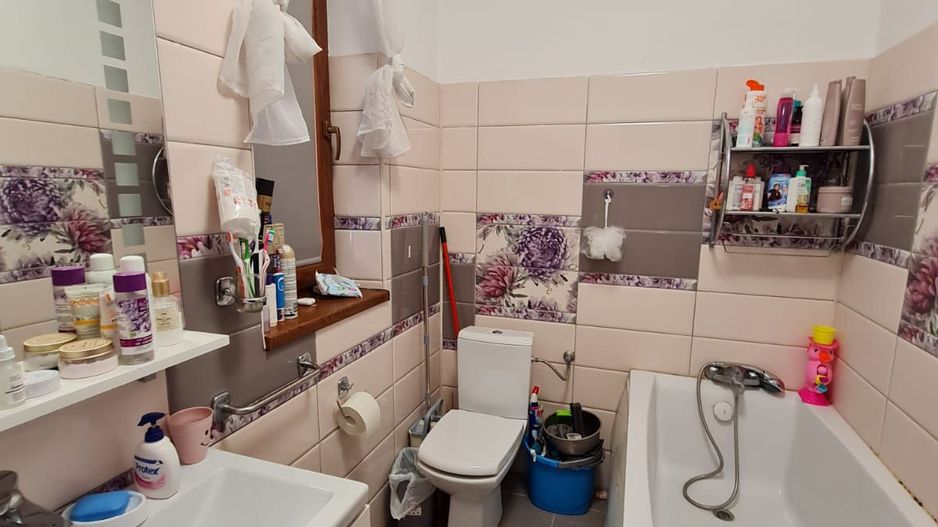 Vila spatioasa cu 7 apartamente/pretabil investiție - Poză 13