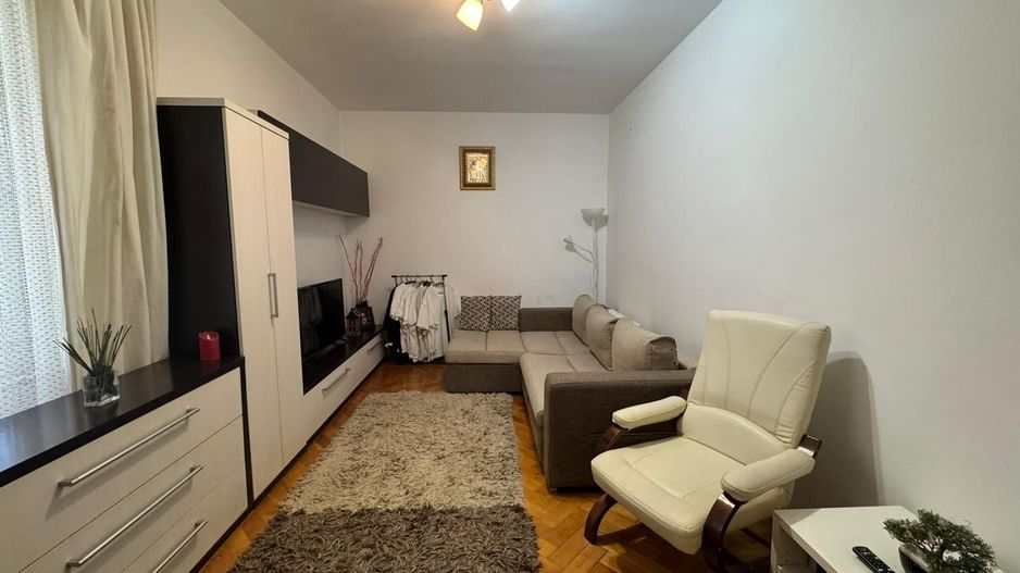 Vand apartament 3 camere Floreasca - Poză 2