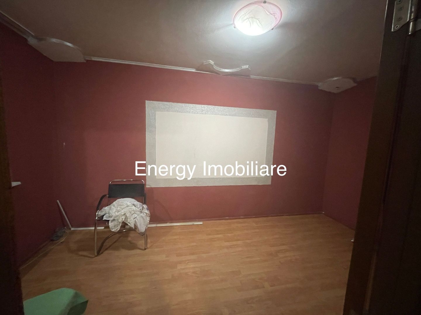 Apartament cu 3 camere,zona Dâmbul Pietros - Poză 4