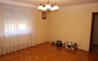 Casă / Vilă cu 3 camere de vânzare în zona Bartolomeu - Poză 100