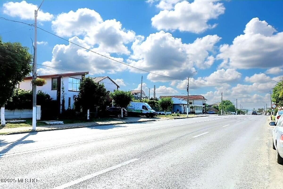 Ovidiu - Str. Nationala, Vila P+1E, teren 1094 mp, vedere la lac! - Poză 75