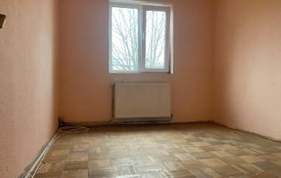 Vanzare apartament cu 3 camere în Micro 6  zonă căutată din Târgoviste