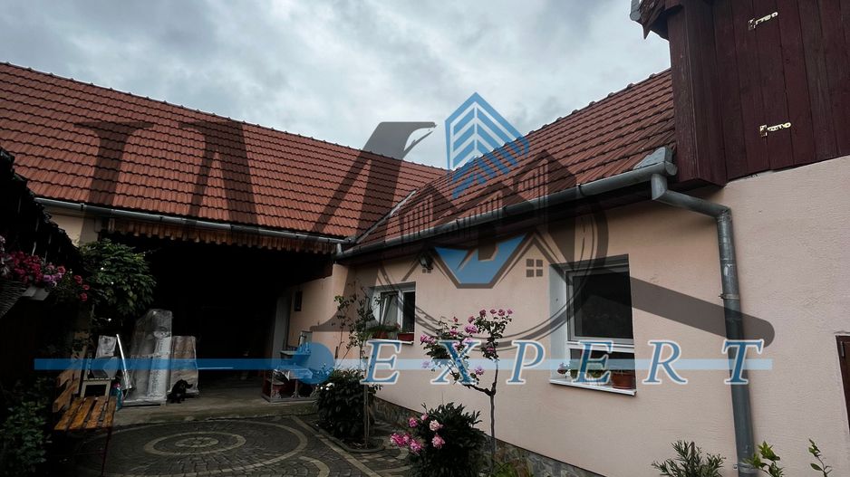 Casa renovata de vânzare in Lancram - Poză 8