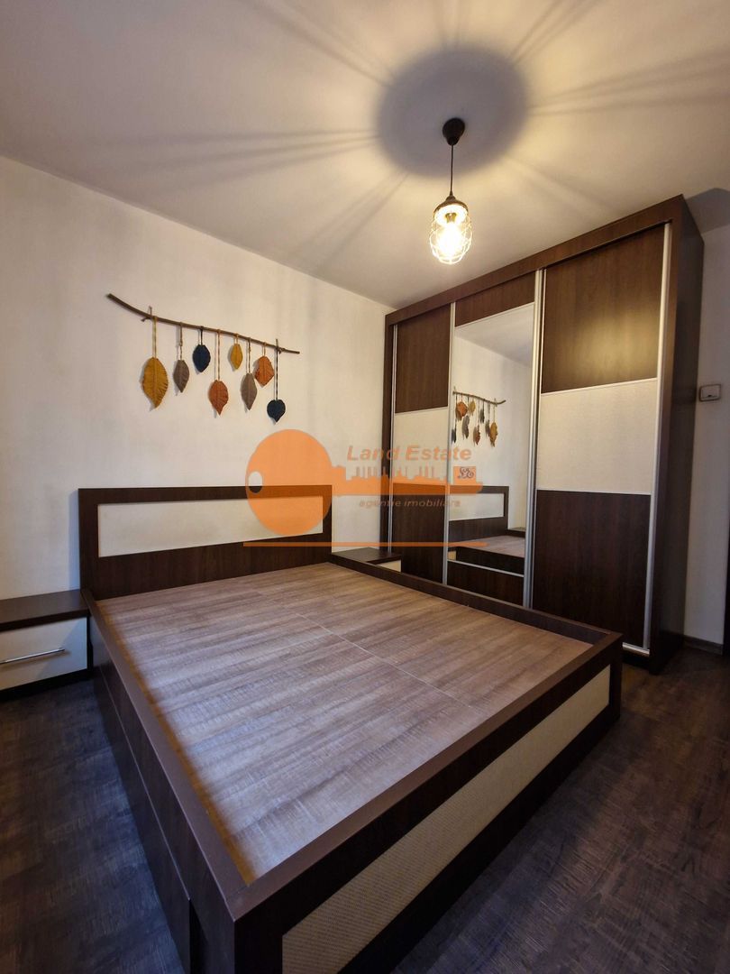 Apartament cu 3 camere in zona Rahova - Poză 2