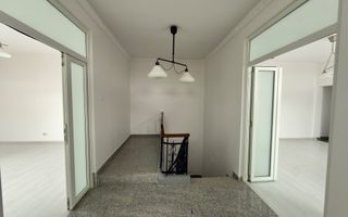 Vila spatioasa | Complet renovată | Central - Poză 22