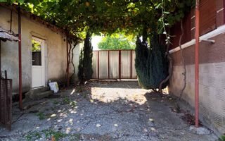 Casa la tara, Calea Mare, Bihor, teren mare, 2 intrari auto – vanzare - Poză 2