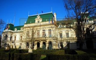 Supercentral- cladire birouri-activitate medicala- horeca - Poză 1