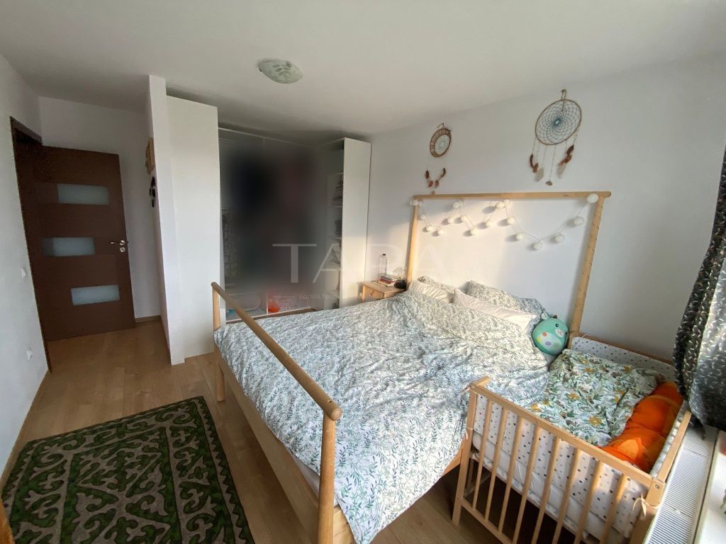Apartament spațios cu 4 camere, în Baciu. - Poză 5