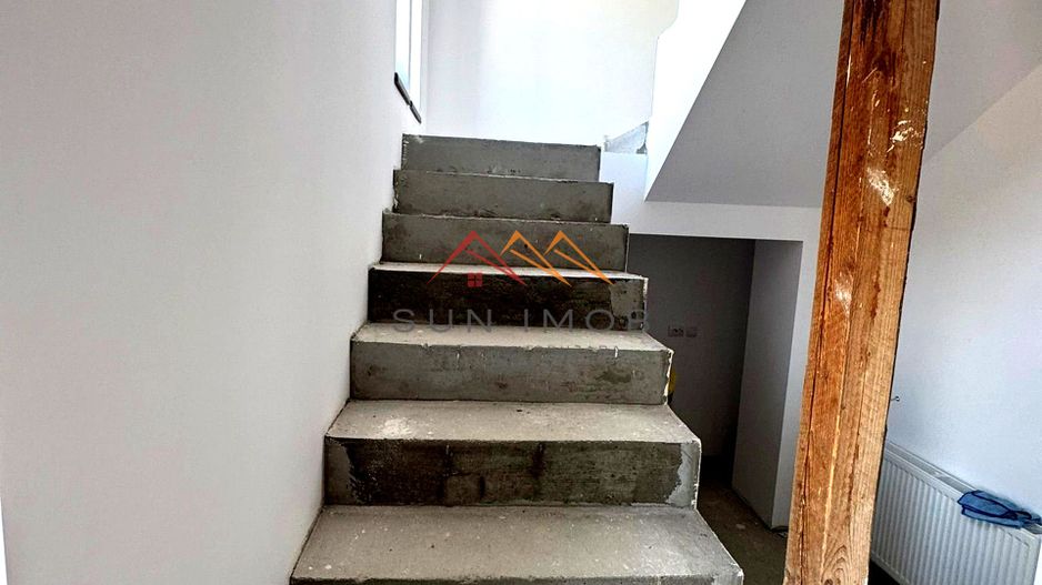 Casa P+E+M 5 camere, an 2019, renovat 2023, toate utilitatile - Poză 14