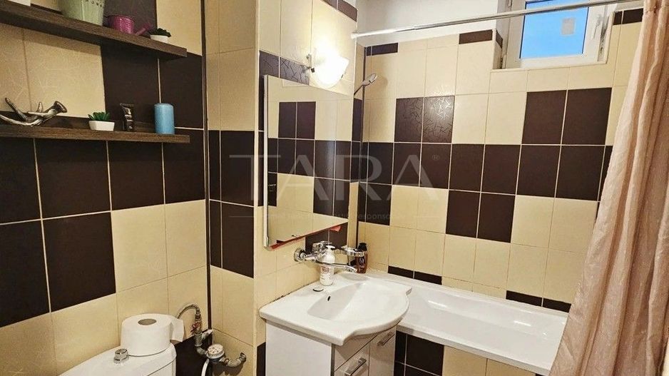 Apartament cu 3 camere complet decomandat, zona Piața Mărăști. - Poză 5