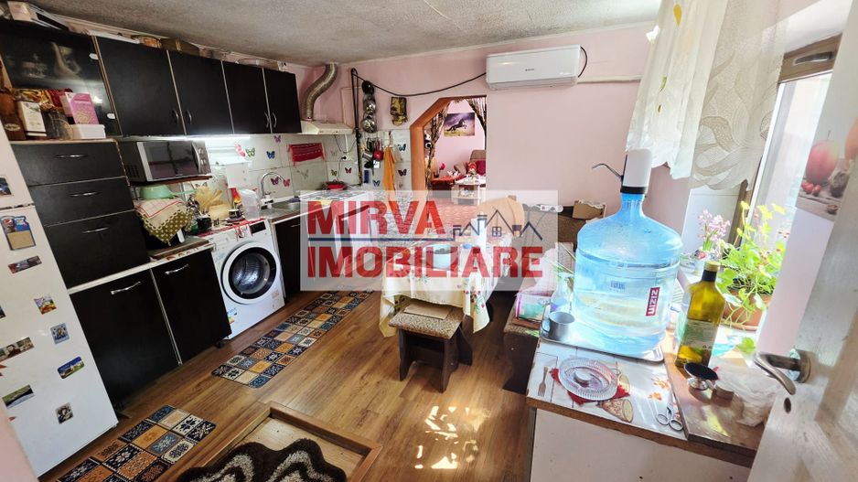 Casă 4 camere, 685 mp teren, renovată 2011 – Mănești, Zalhanaua - Poză 44