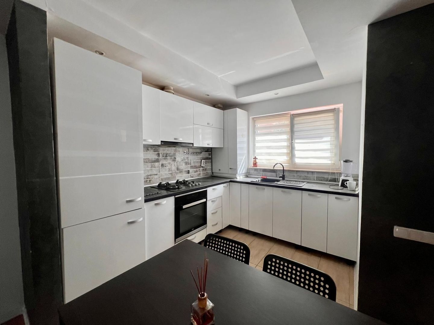 Vila 3 camere Cosmopolis - Poză 8