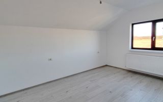 Duplex 3 camere, Mosnita Veche 100mp utili, 375 mp teren - Poză 5