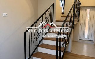 EXCLUSIVITATE Nectora Imob-Apartament 3 camere, Renovat, Ultracentral - Poză 2