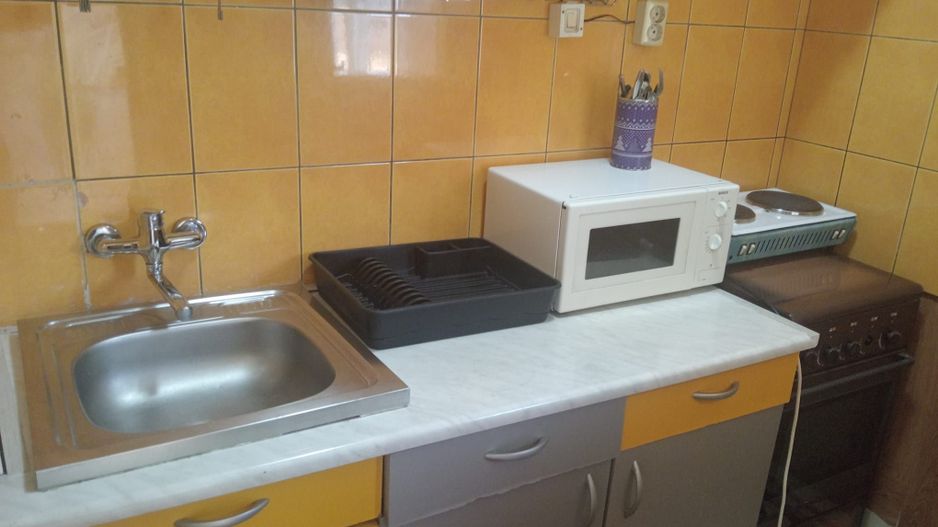 Apartament- 1 camera - ideal pentru investitie - Zona Circumvalatiunii - Poză 3