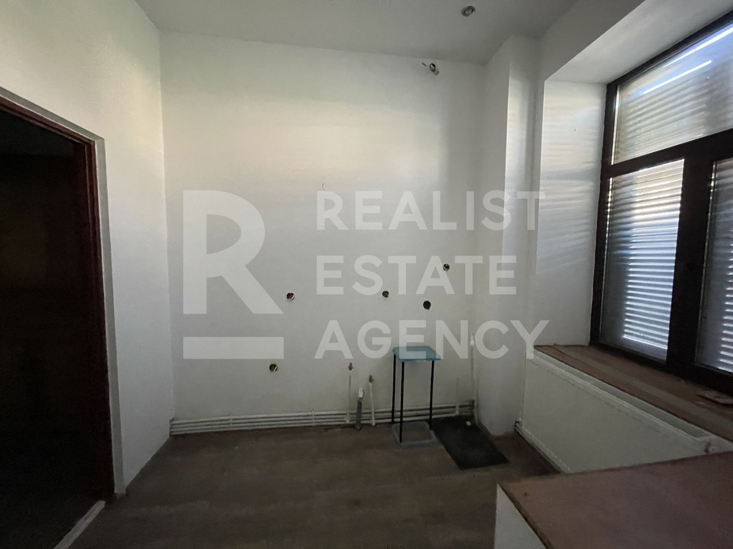 De vânzare – Clădire impresionantă, 11 camere, 9 dormitoare, Păcurari - Poză 22