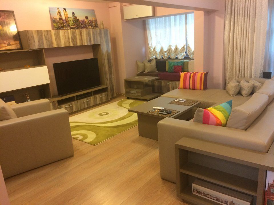 APARTAMENT IMPECABIL ZONA VICTORIEI - Poză 1