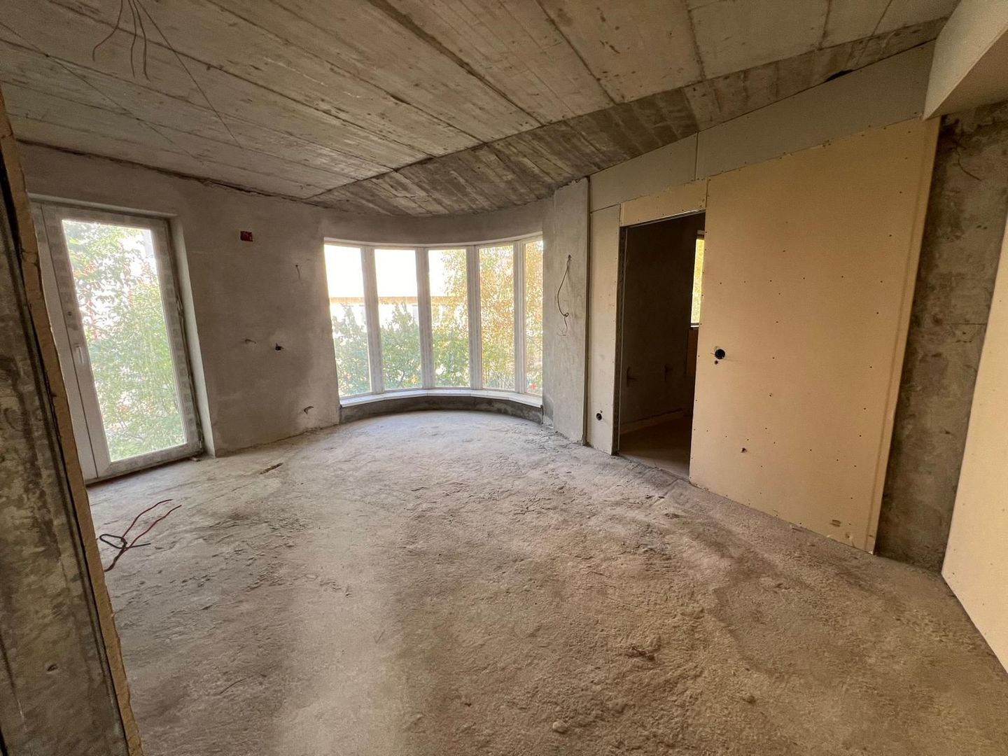 Casa la gri in Pipera  cu potential 1000 euro m2 - Poză 43