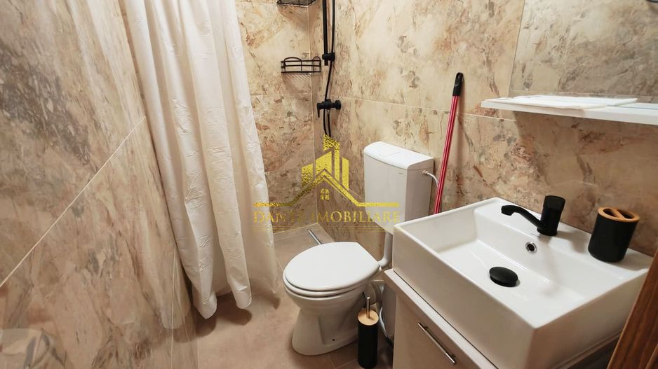 1 camera, spatios, mobilat modern, Central, Pta Avram Iancu, Sora - Poză 9