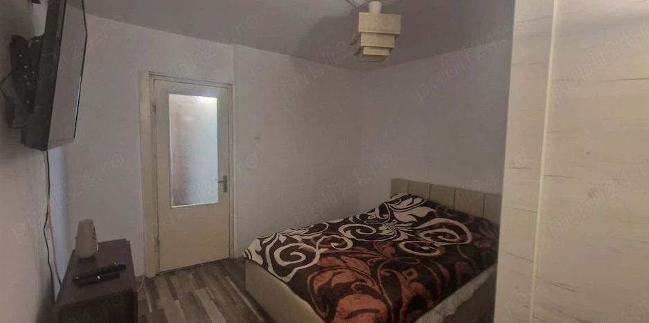 Camera camin- Valea Rosie - Poză 2