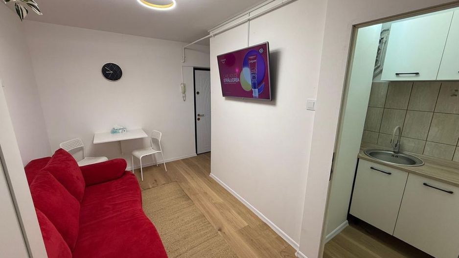 Garsonieră Decomandată Prima Închiriere Totul Nou Metrou Brâncoveanu - Poză 1