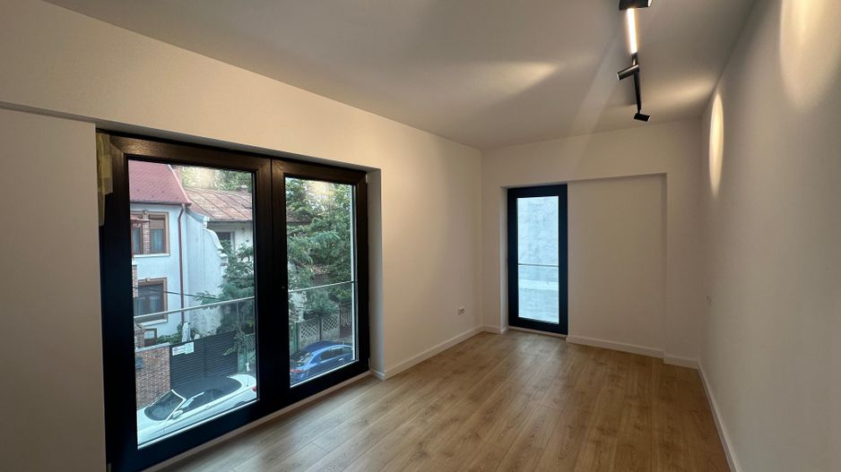 Apartament 3 camere de inchiriat Victoriei - Poză 4