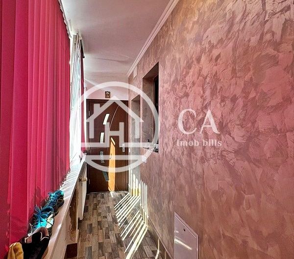 Apartament de vânzare la curte comuna cu 3 camere, Ultracentral,Oradea - Poză 8