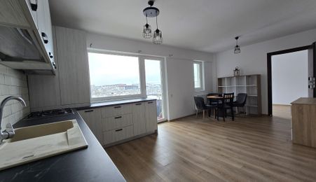 Apartament de inchiriat 56 mp 3 camere zona Florilor