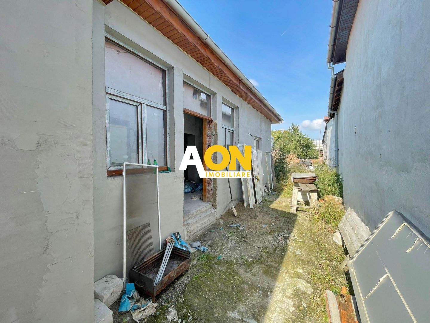 Casa 3 camere la gri, 122 mp  + anexa 50 mp la rosu - Poză 1